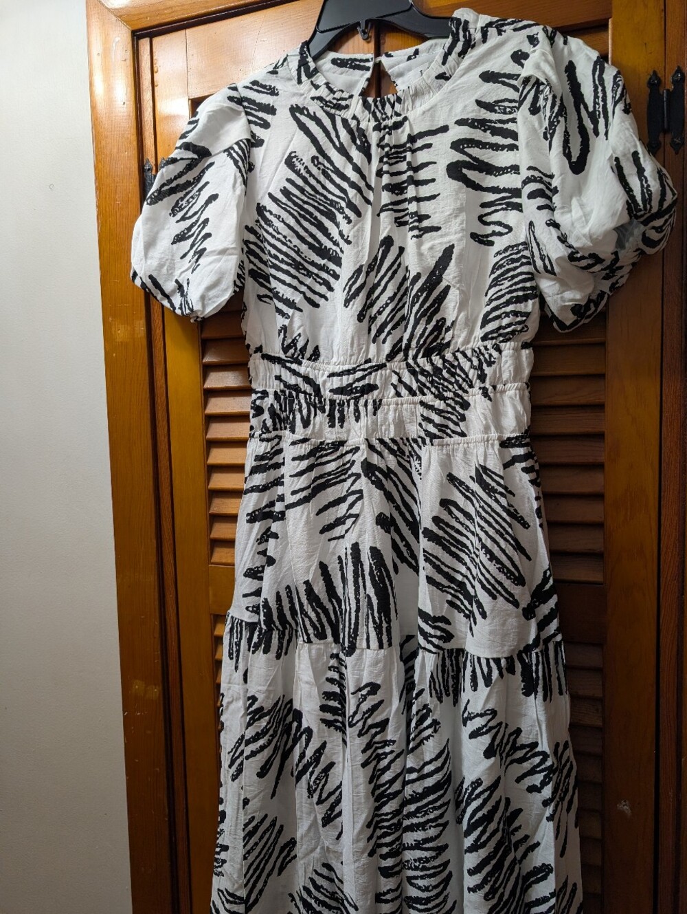 THML White Midi Dress with Black Abstract Brushstroke Print S